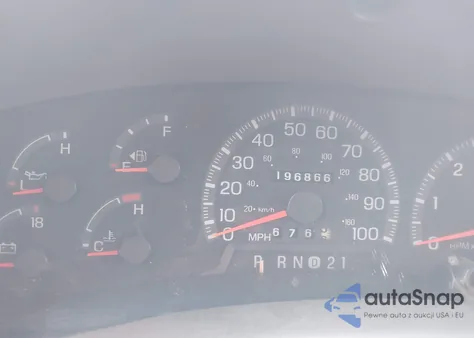 1998 Ford F-150 Lariat/Xl/Xlt из США, поврежденный, VIN 1FTRX08L3WKB01144